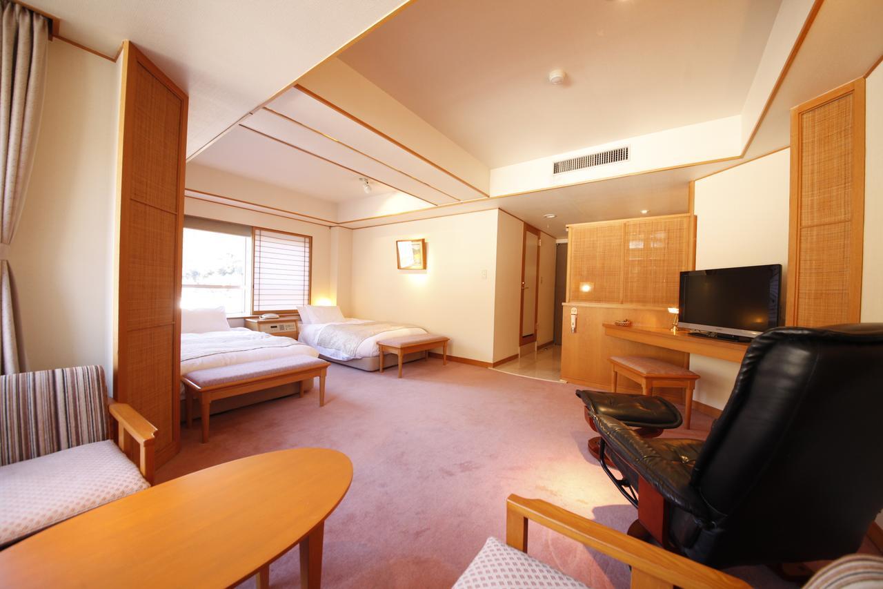 Shimobe Hotel Minobu Exterior photo