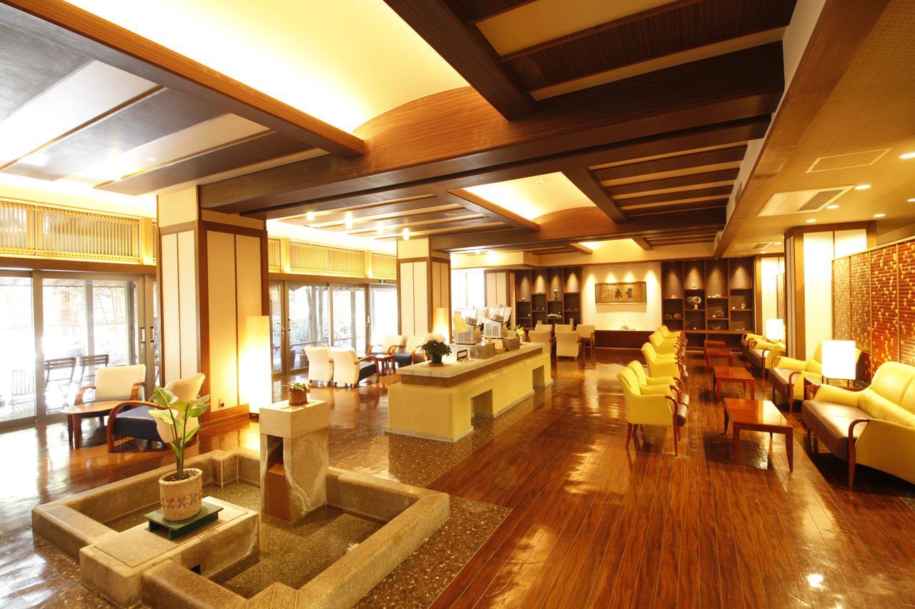 Shimobe Hotel Minobu Exterior photo