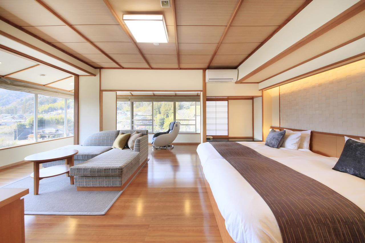 Shimobe Hotel Minobu Exterior photo