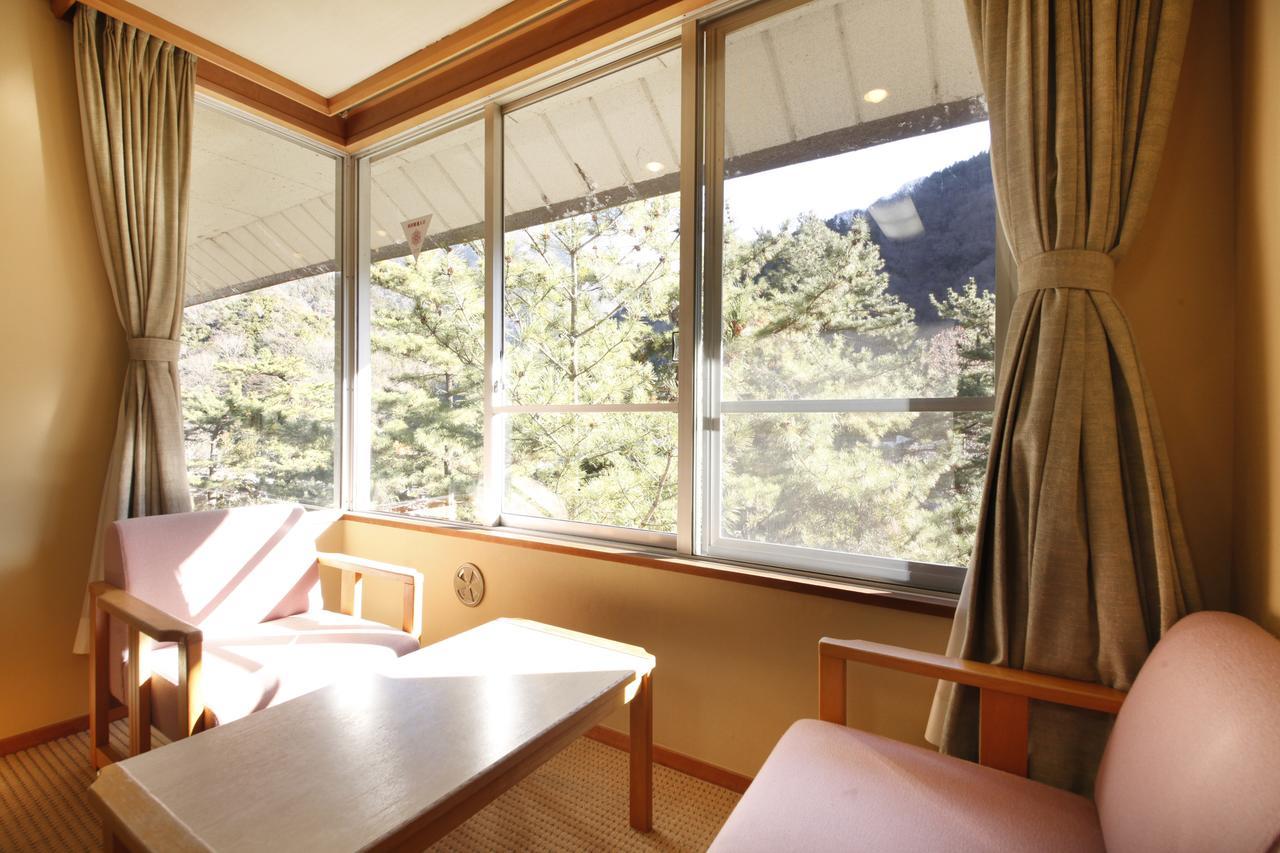 Shimobe Hotel Minobu Exterior photo
